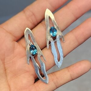 Vintage signed designer brutalist 925 sterling silver organic blue topaz earring